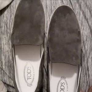 TODS MEN'S 10 1/2 GREY LOAFERS